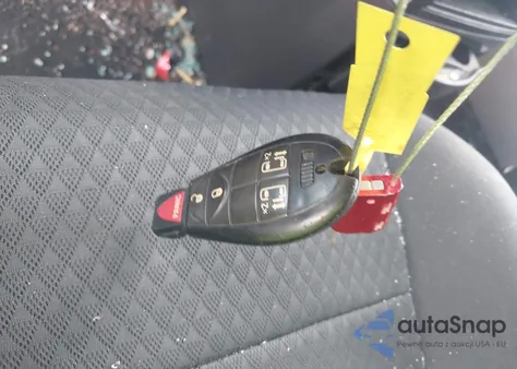 2010 Dodge Grand Caravan Sxt из США, поврежденный, VIN 2D4RN5D16AR196304